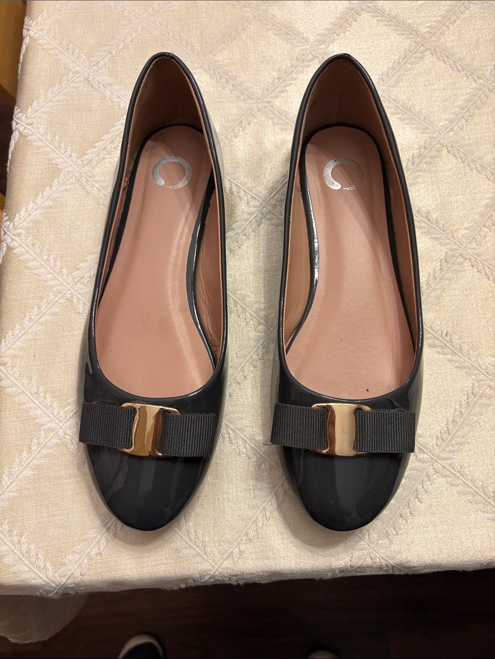 Journee Collection Black Patent Bow-Trim Flats with Gold Accent